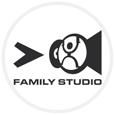 FAMILY STUDIO